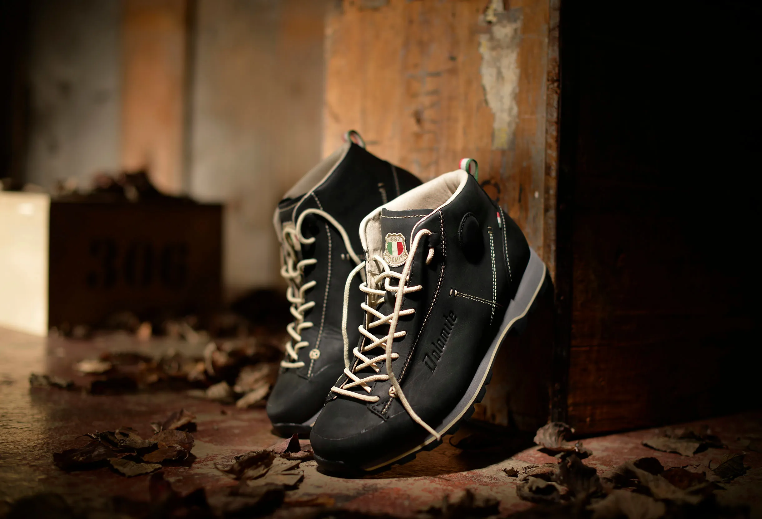 Dolomite Unisex 54 Mid FG Shoe Black | Buy Dolomite Unisex 54 Mid FG Shoe Black here | Outnorth