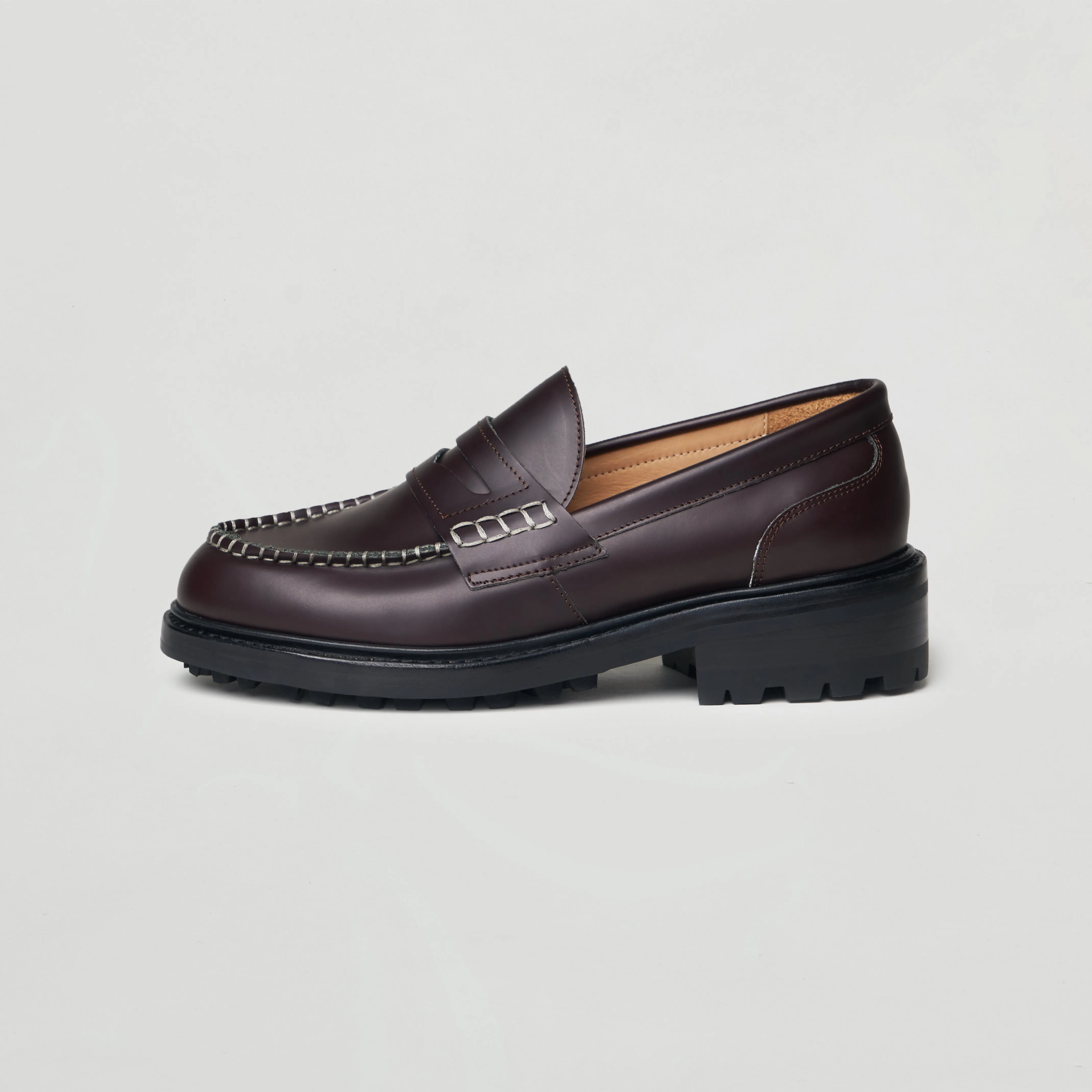 Plain Loafer Shoes (brown / commando sole)