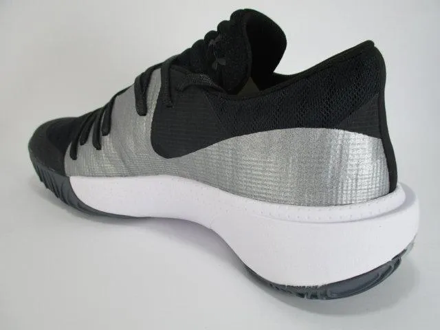 Under Armor men's basketball shoe Spawn Low 3021263 001 black