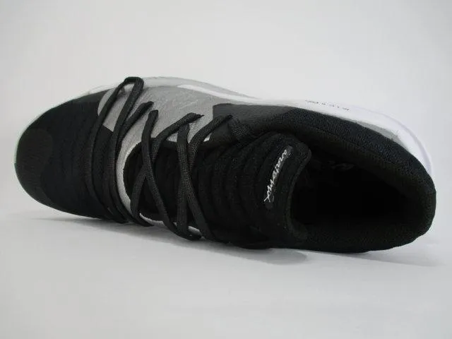 Under Armor men's basketball shoe Spawn Low 3021263 001 black